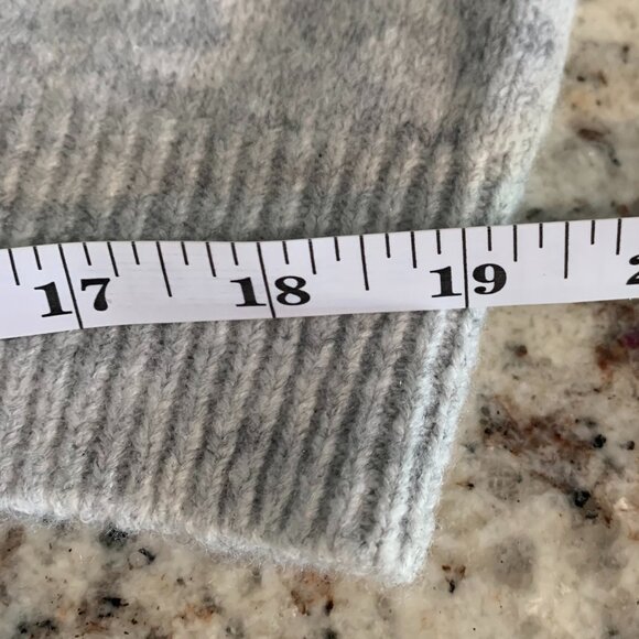 Kitty Cat Grey Sweater Small NWT Super Soft!! - Picture 6 of 11